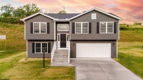 Photo of 3 Cliff View Circle, Morgantown, WV 26508 (MLS # 10161433)