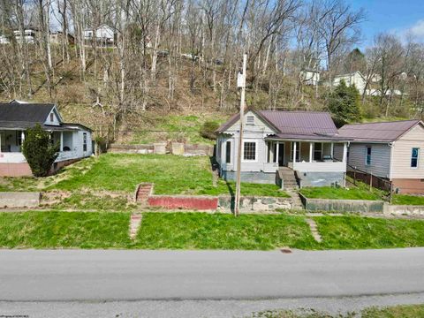 Photo of 356 Broad Street, Weston, WV 26452 (MLS # 10164054)