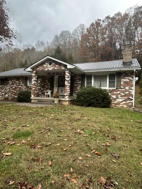 Photo of 6801 Heaston Ridge Road, Rock Cave, WV 26234 (MLS # 10162271)