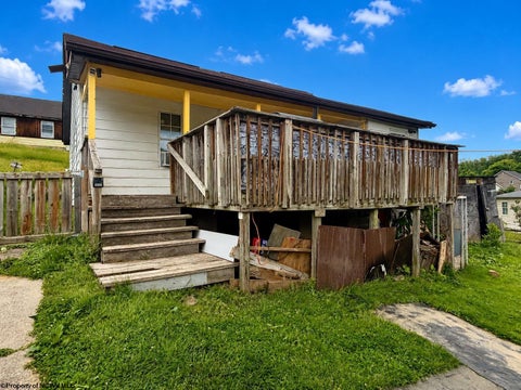 Photo of 117 Manchin Street, Fairmont, WV 26554 (MLS # 10165376)