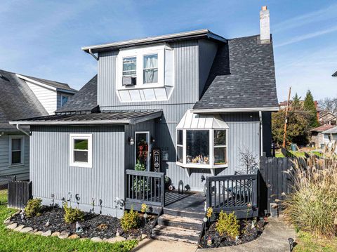 Photo of 212 Carpenter Street, Clarksburg, WV 26301 (MLS # 10162622)