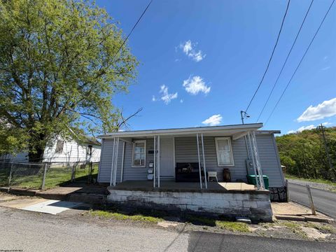 Photo of 1300 Goff Avenue, Clarksburg, WV 26301 (MLS # 10164633)