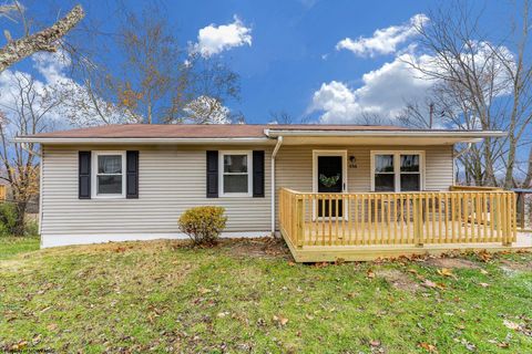 Photo of 536 Cherokee Drive, Morgantown, WV 26508 (MLS # 10162574)