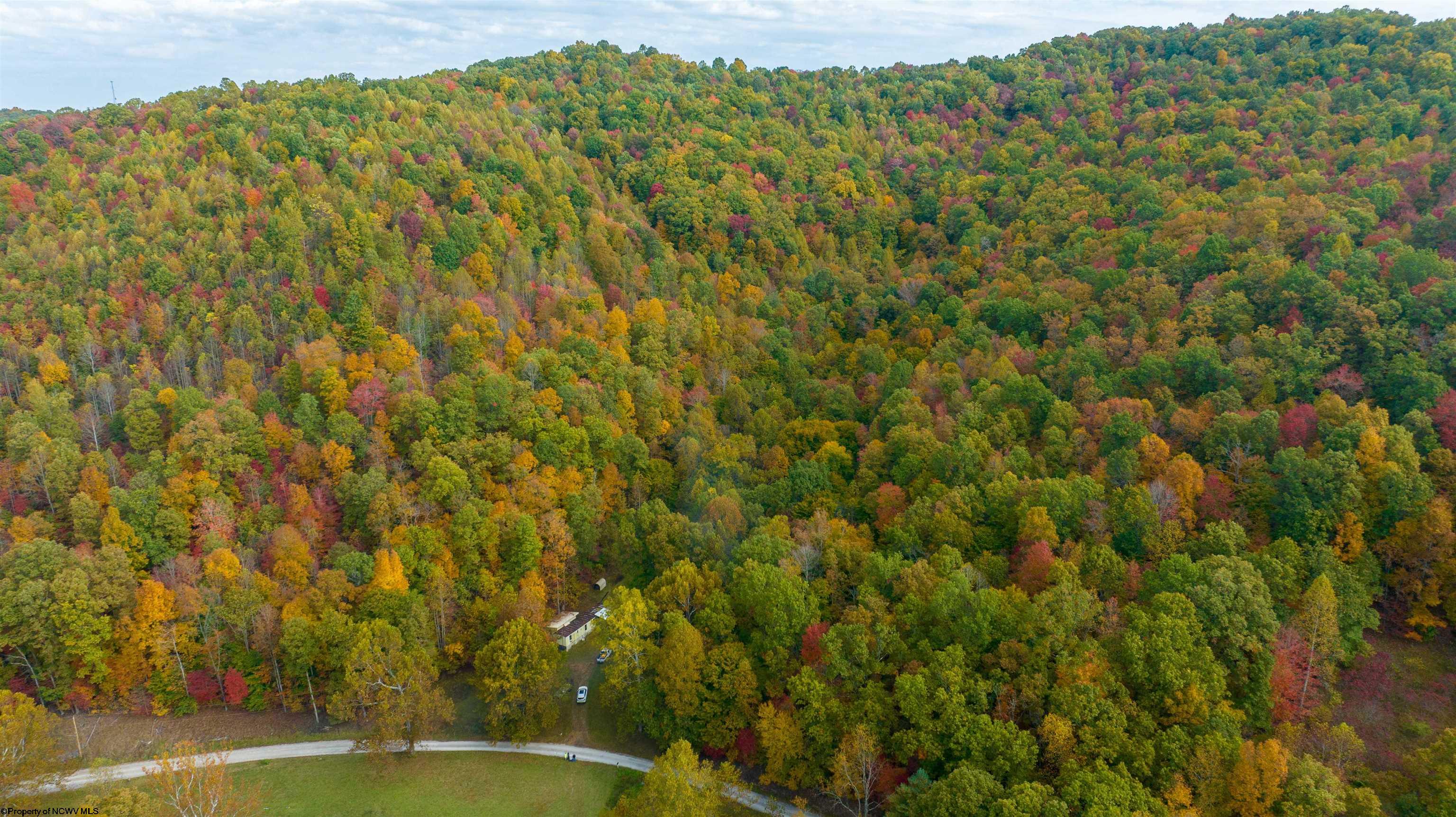 Clendenin, West Virginia 25045, United States, ,Land,Active,64630