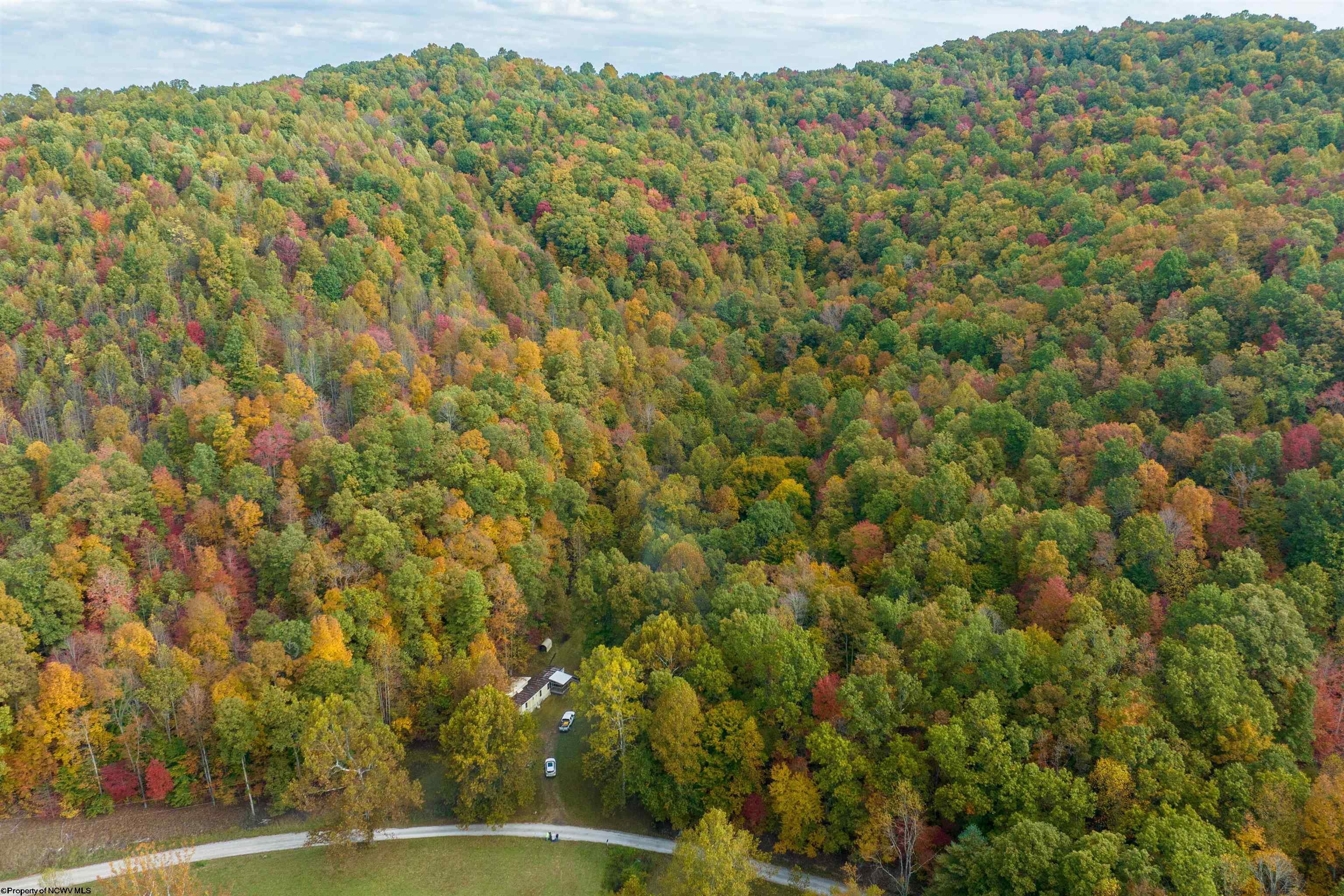 Clendenin, West Virginia 25045, United States, ,Land,Active,64630