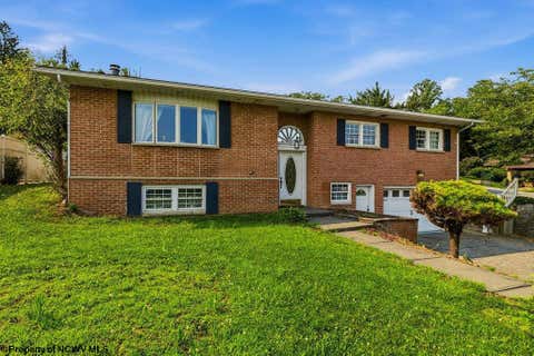 Photo of 1731 Fairmont Avenue, Fairmont, WV 26554 (MLS # 10165953)