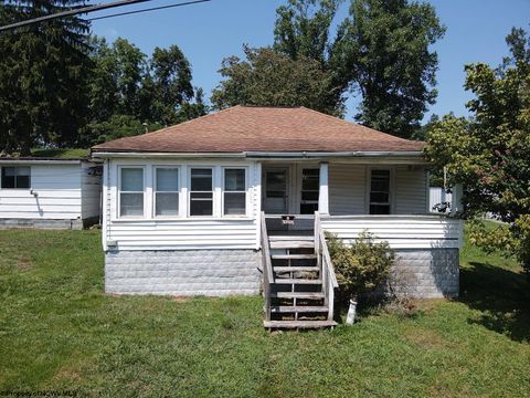 Photo of 360 Oak Street, Burnsville, WV 26335 (MLS # 10161187)