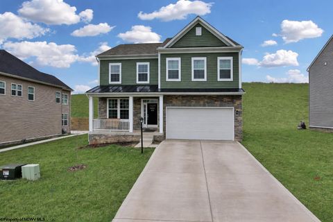 Photo of 323 Lexington Circle, Bridgeport, WV 26330 (MLS # 10163952)