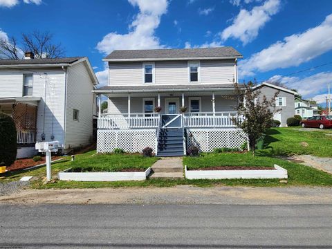 Photo of 1255 Montrose Avenue, Morgantown, WV 26505 (MLS # 10164355)