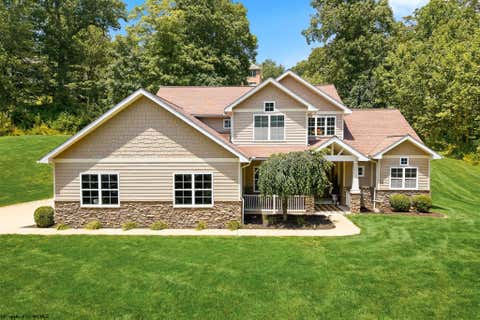 Photo of 4508 Laurel Ridge Drive, Morgantown, WV 26508 (MLS # 10165738)