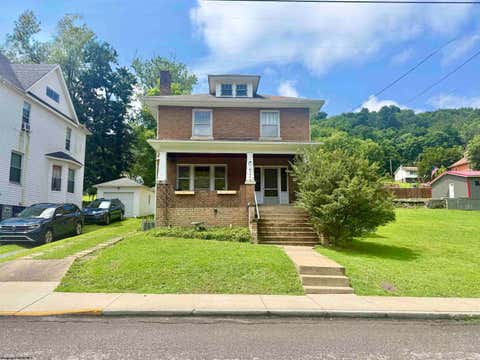Photo of 632 MAPLE Avenue, Grafton, WV 26354 (MLS # 10166342)