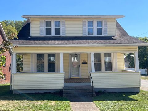 Photo of 650 Lynn Avenue, Weston, WV 26452 (MLS # 10161695)