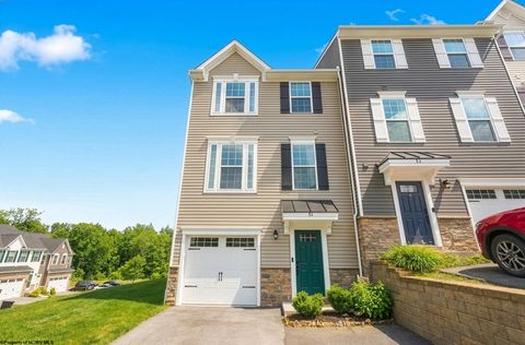 Photo of 51 Hewstone Court, Morgantown, WV 26505 (MLS # 10164331)