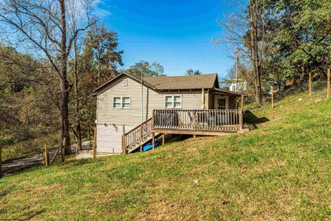 Photo of 17 Brands Run Road, Morgantown, WV 26501 (MLS # 10162090)