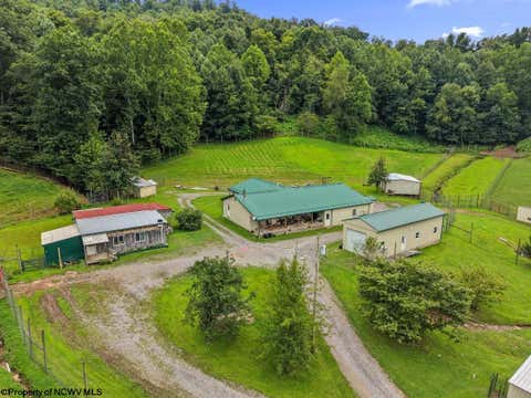 Photo of 421 Buckeye Road, Horner, WV 26372 (MLS # 10166520)