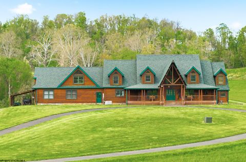 Photo of 4896 Good Hope PIKE, Clarksburg, WV 26301 (MLS # 10164894)