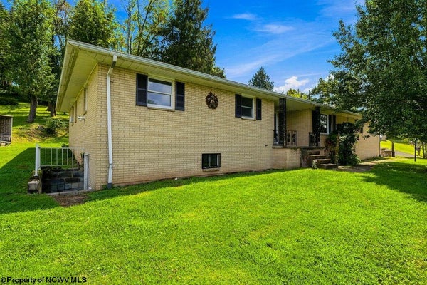 30 CLEVELAND ST, CLARKSBURG, WV 26301 - Image 89dde6a8a4251b667fbdab2069c8267e/1893724304