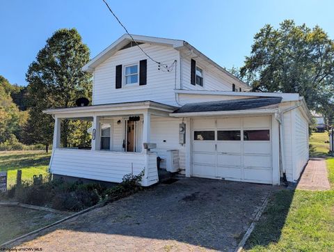 Photo of 43 Kennedy Street, Hepzibah, WV 26404 (MLS # 10161577) Photo of 43 Kennedy Street, Hepzibah, WV 26404 (MLS # 10161577)