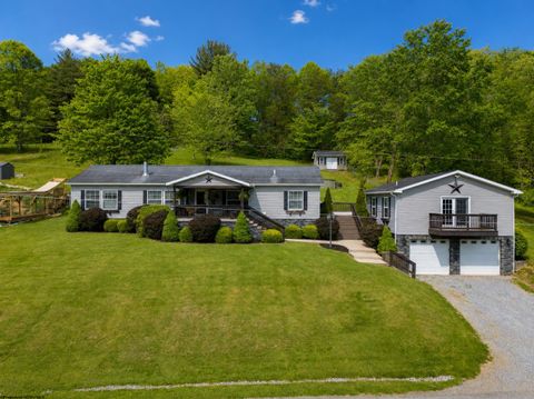 Photo of 850 Oak Street, Anmoore, WV 26323 (MLS # 10165487)
