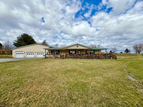 Photo of 484 Sunny Brook Road, Reedsville, WV 26547 (MLS # 10163793)