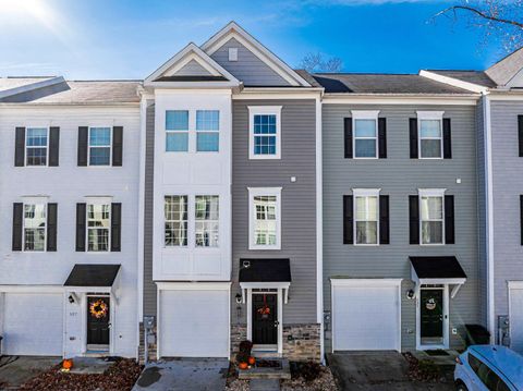 Photo of 529 Turquoise Lane, Morgantown, WV 26508 (MLS # 10162764)