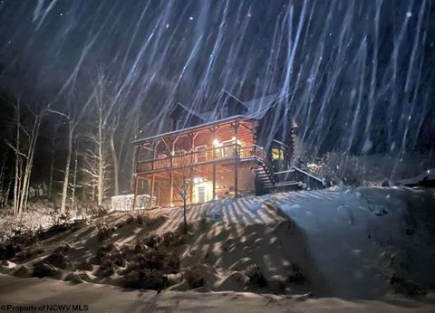 Photo of 722 Valley Falls Road, Fairmont, WV 26554 (MLS # 10163711)