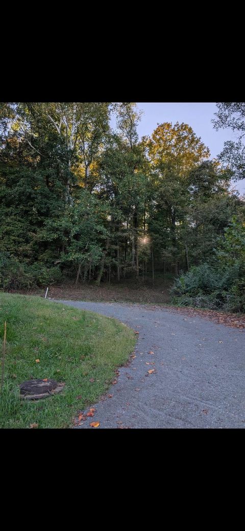 Photo of 2006 Bryanna Court, Morgantown, WV 26508 (MLS # 10163914)