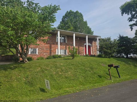 Photo of 1386 Headlee Avenue, Morgantown, WV 26505 (MLS # 10158442)