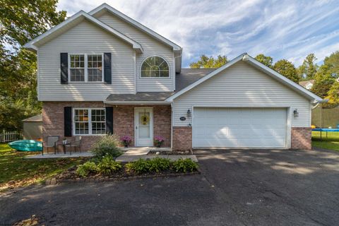 Photo of 110 Patio Drive, Fairmont, WV 26554 (MLS # 10161517)