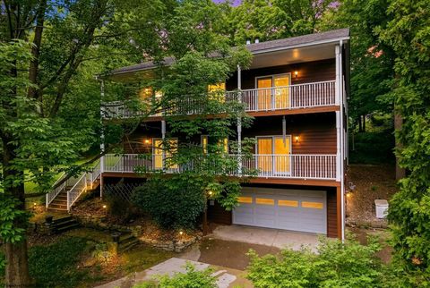 Photo of 3607 Monarch Court, Morgantown, WV 26508 (MLS # 10165007)