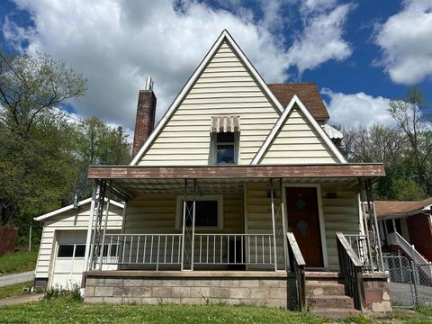 Photo of 600 Limestone Road, Clarksburg, WV 26301 (MLS # 10164344)