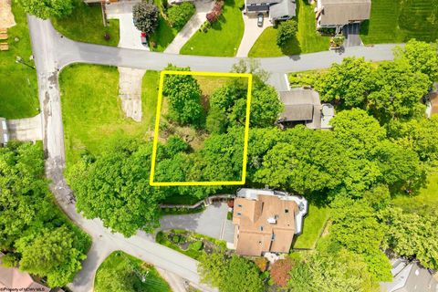 Photo of 104 Forest Drive, Morgantown, WV 26505 (MLS # 10165004)