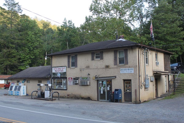 4634 DIANA DR, DIANA, WV 26217 - Image 93c3d17bacce8564be6d5aaff90ce57f/202148433