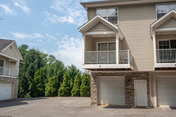 5 FLATTS LN, MORGANTOWN, WV 26505 - Image 972cfeecb5223271da41483e2db014aa/632940664