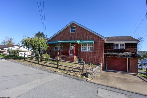 Photo of 311 Marion Street, Fairmont, WV 26554 (MLS # 10161966)