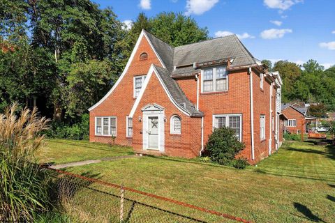 Photo of 822 Hood Avenue, Shinnston, WV 26431 (MLS # 10161425)