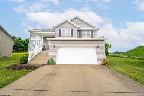 Photo of 511 Santa Fe Court, Morgantown, WV 26508 (MLS # 10165489)