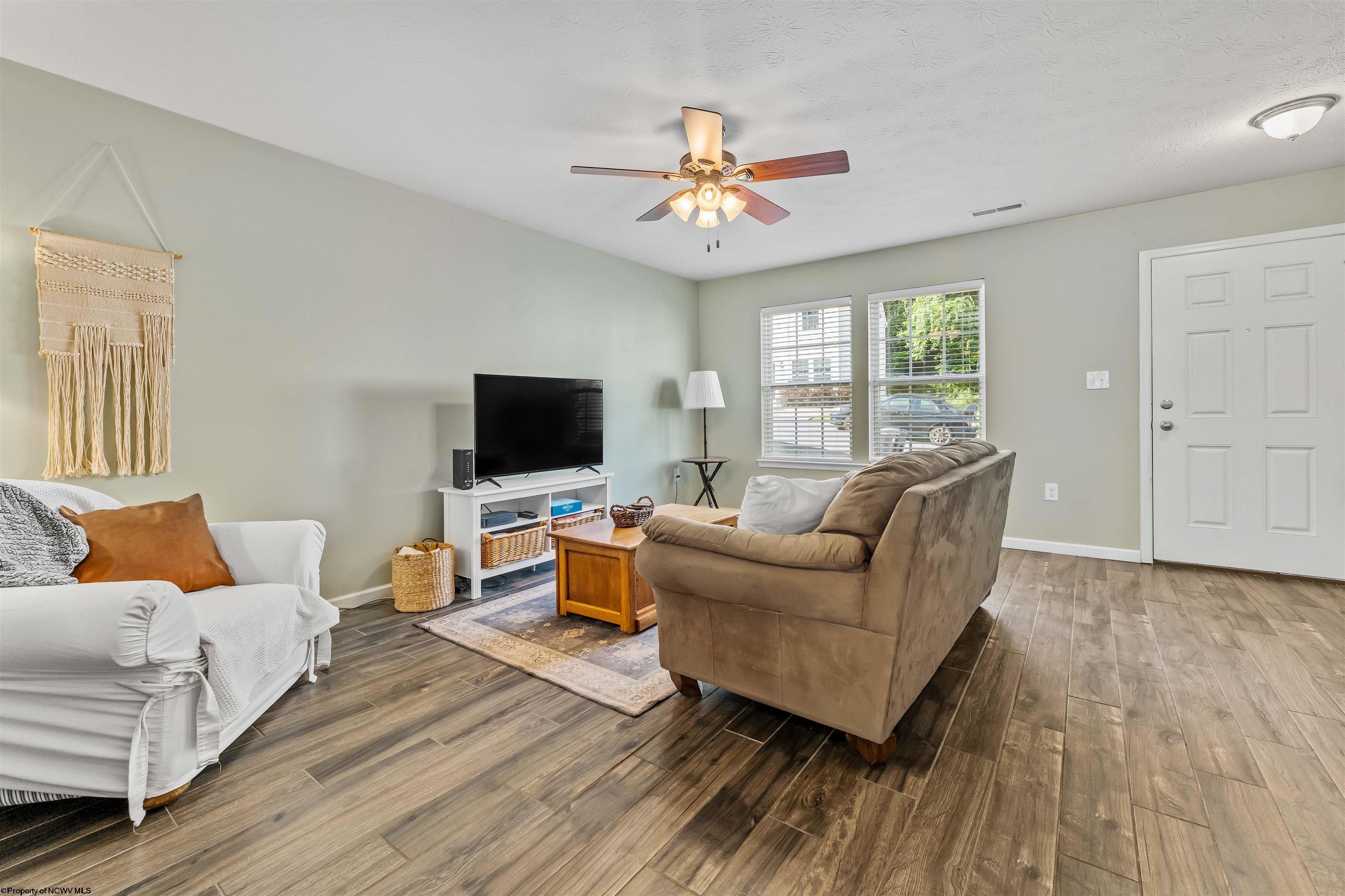 Photo 5 of 21 of 131 Auburn Drive townhome