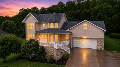 Photo of 1313 Jamestown Drive, Morgantown, WV 26508 (MLS # 10164610)