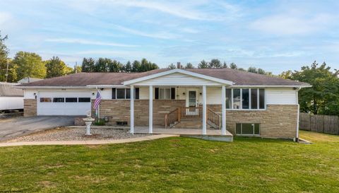 Photo of 374 Brookhaven Road, Morgantown, WV 26508 (MLS # 10161150)