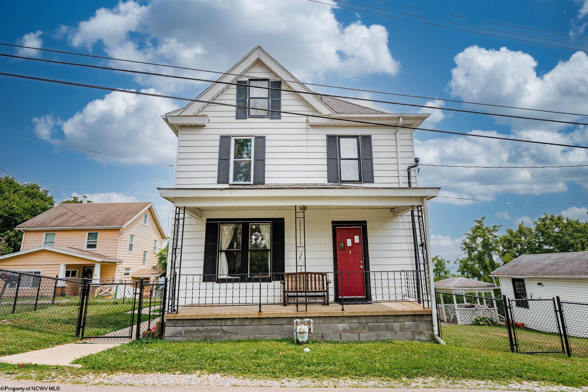 Photo 1 of 22 of 10 East End Avenue house