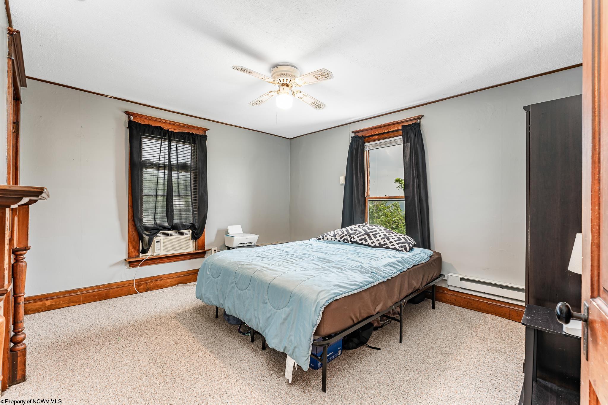 Photo 12 of 22 of 10 East End Avenue house