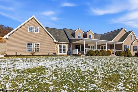 Photo of 559 Hornors Run Road, Shinnston, WV 26431 (MLS # 10163112)
