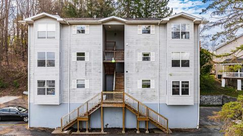 Photo of 500 Stewart Lane, Morgantown, WV 26505 (MLS # 10164059)