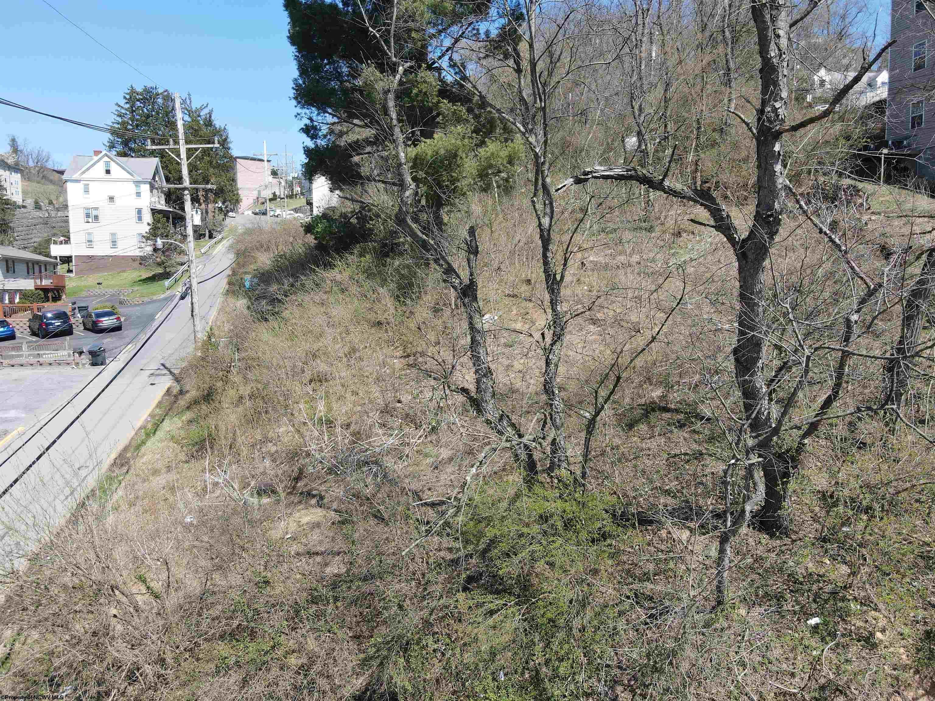 Photo 6 of 16 of 312 6th Street land