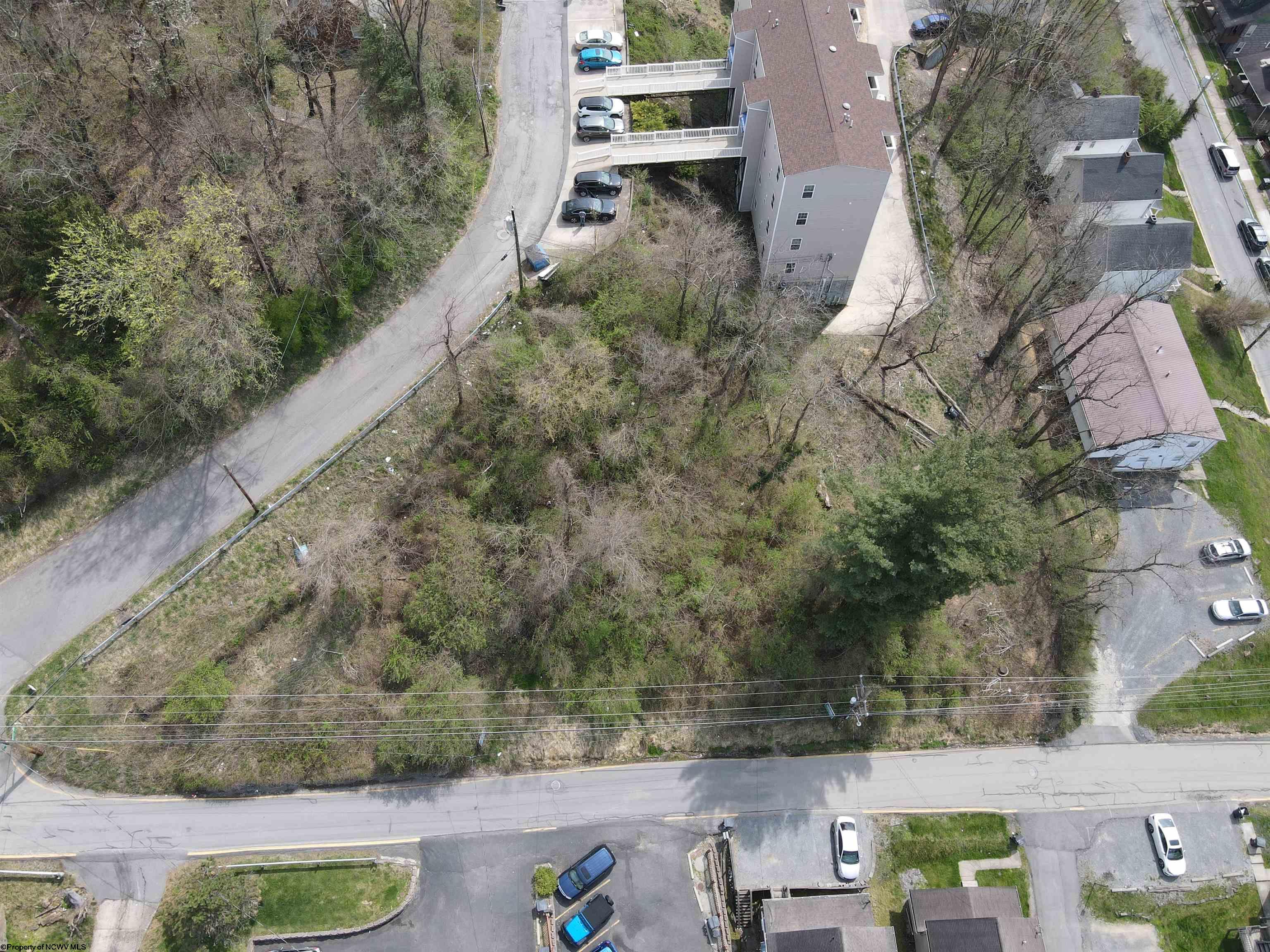 Photo 11 of 16 of 312 6th Street land