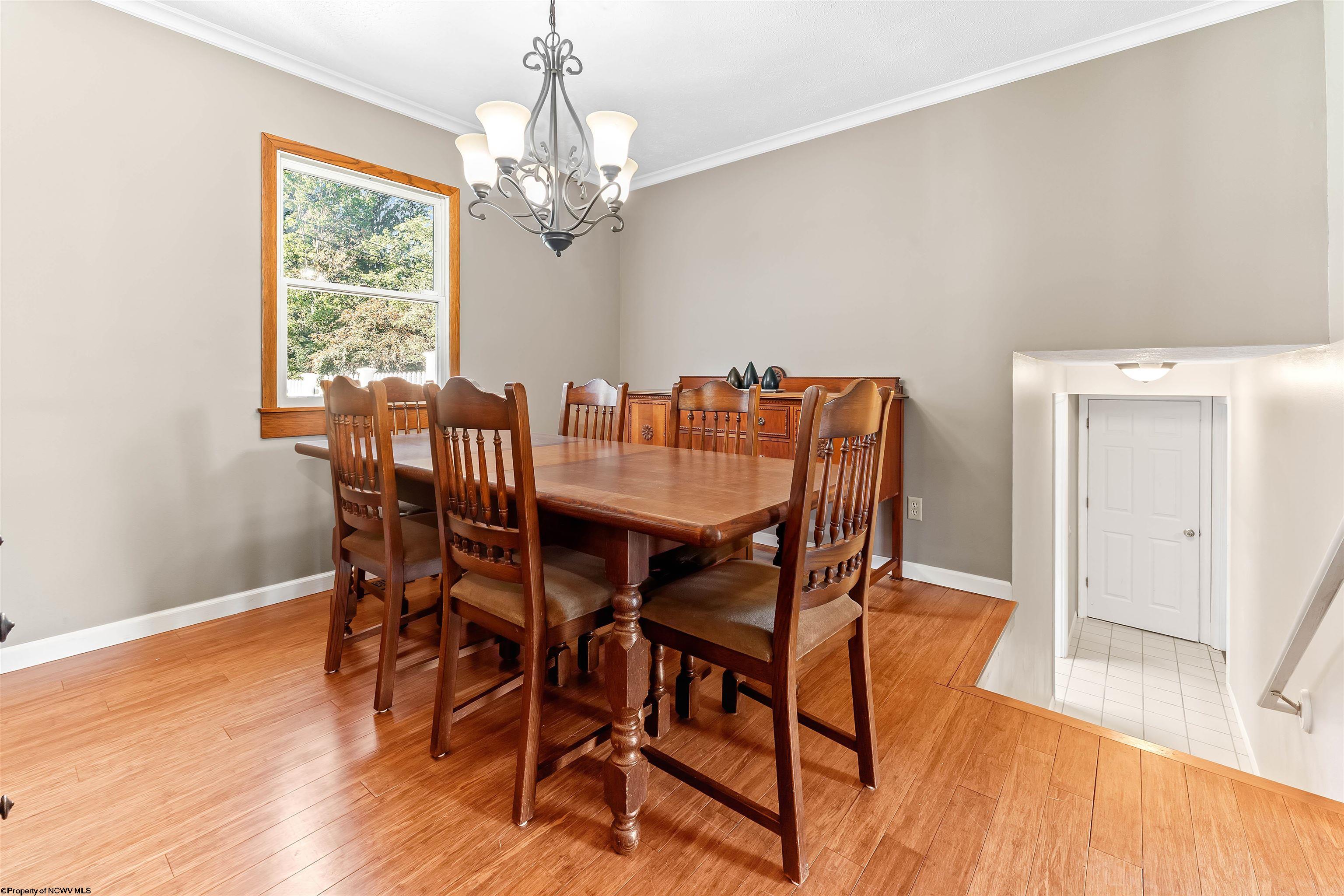 Morgantown, West Virginia 26508, United States, 4 Bedrooms Bedrooms, ,2 BathroomsBathrooms,Residential,Active,221594