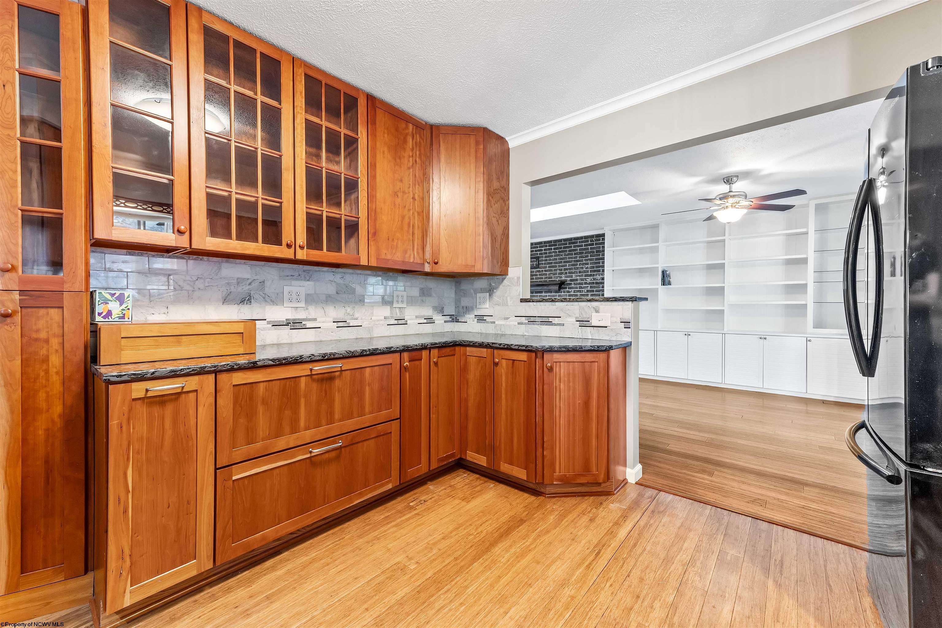 Morgantown, West Virginia 26508, United States, 4 Bedrooms Bedrooms, ,2 BathroomsBathrooms,Residential,Active,221594