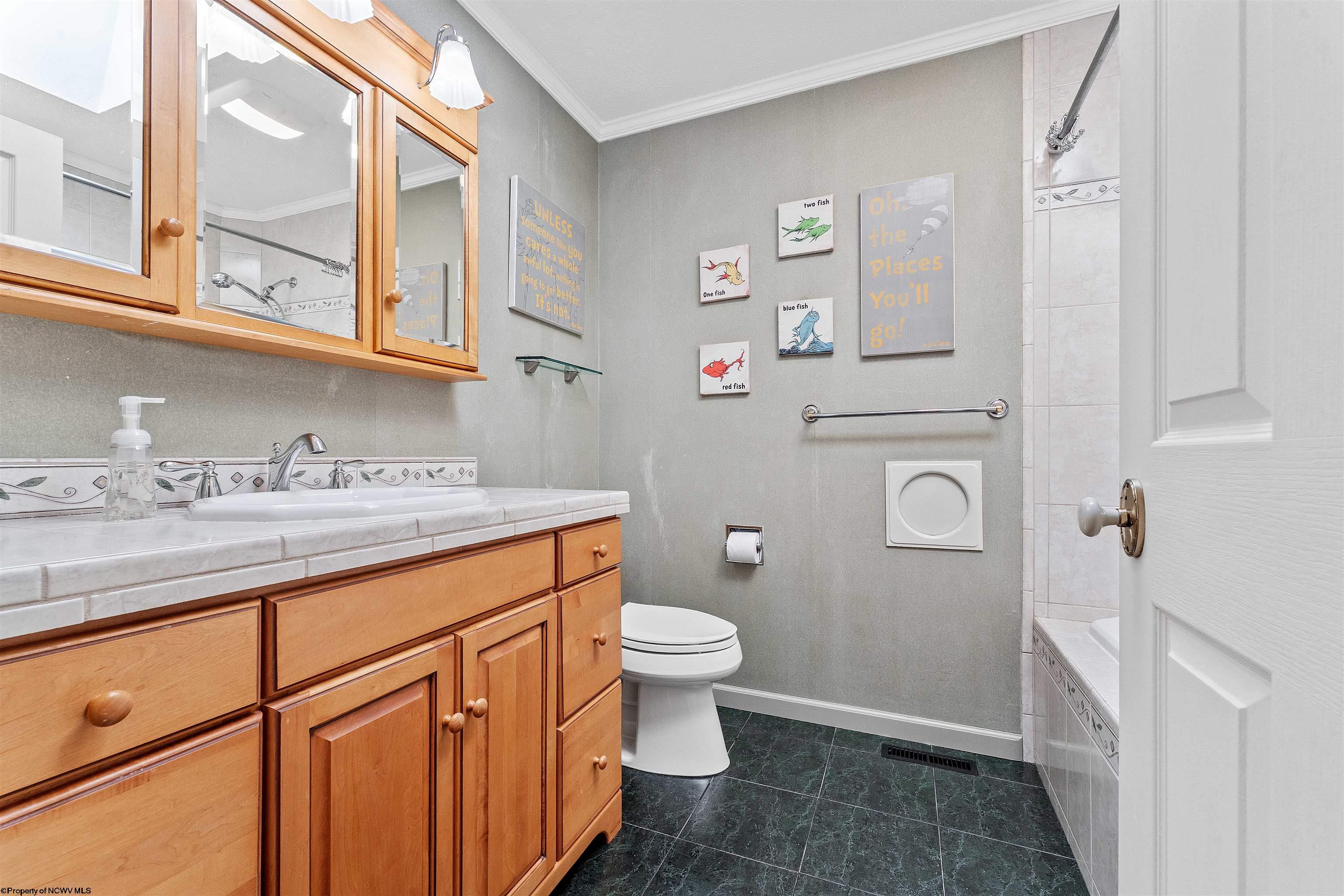 Morgantown, West Virginia 26508, United States, 4 Bedrooms Bedrooms, ,2 BathroomsBathrooms,Residential,Active,221594