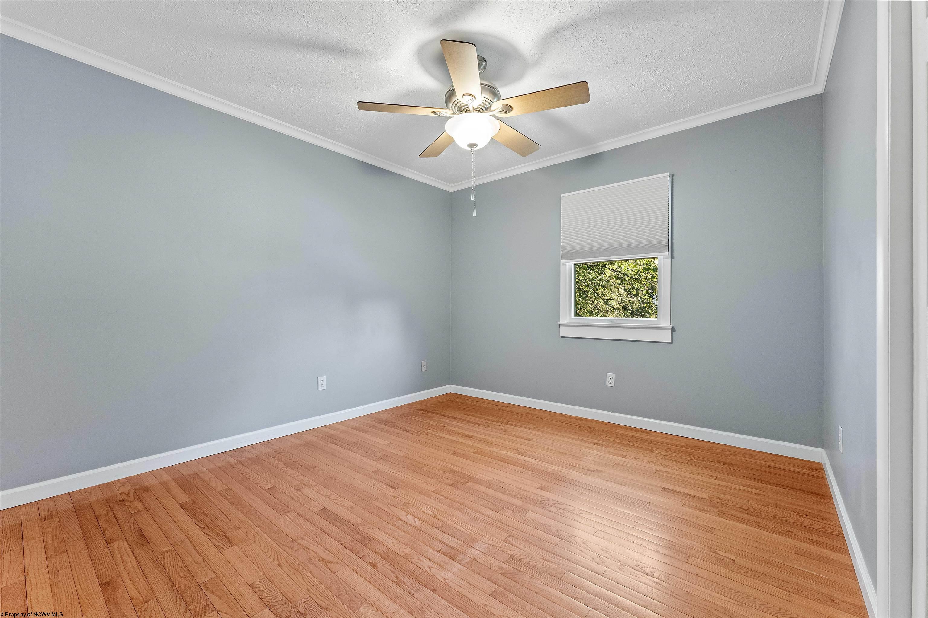 Morgantown, West Virginia 26508, United States, 4 Bedrooms Bedrooms, ,2 BathroomsBathrooms,Residential,Active,221594